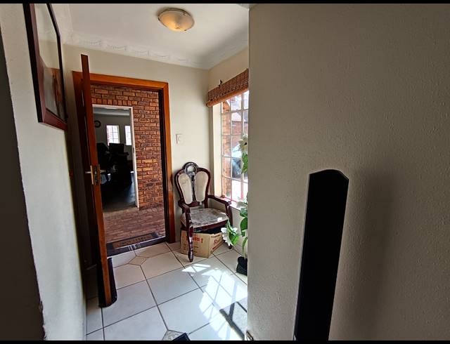3 BEDROOM APARTMENT FOR SALE IN BRACKENDOWNS